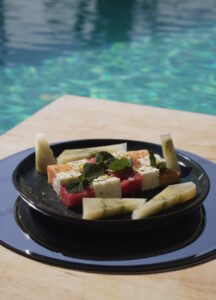 Quand feta, melon et pastèque jouent aux dames... Avec un invité surprise !